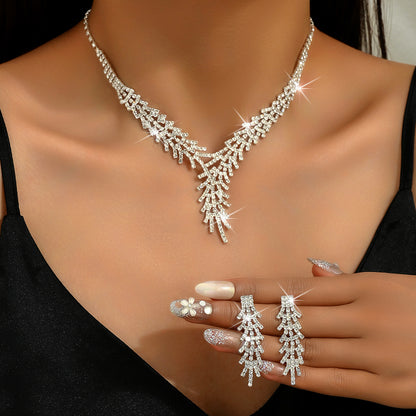 European And American Bridal Jewelry Set, Including Elegant Necklace And Earrings 1699 Silver